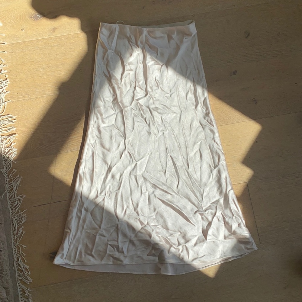 Silky skirt